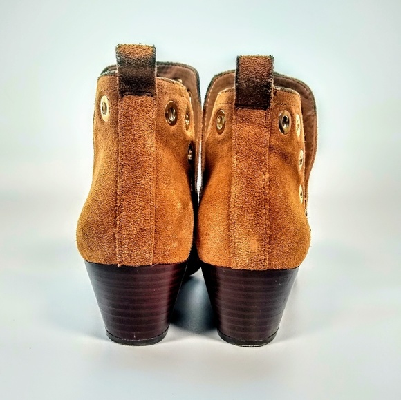 Cute suede Sam Edelman ankle boots! - Picture 2 of 7